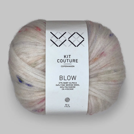 Blow garn fra Kit Couture med tweed effekt farve råhvid