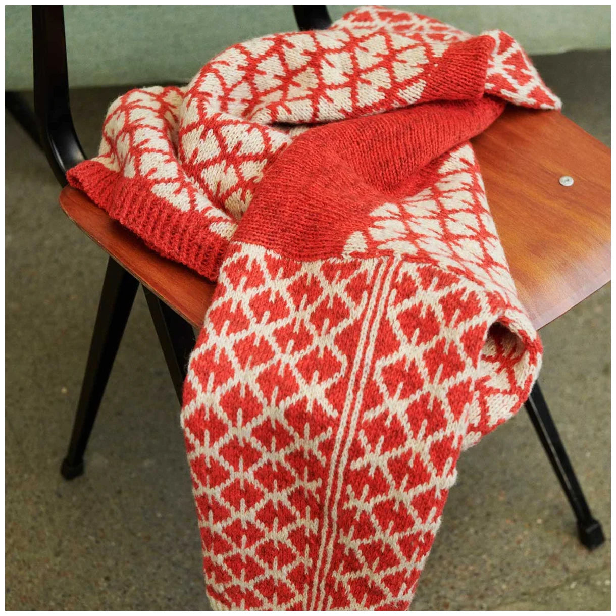 Strikkekit til Aase Sweater - Isager Archives kollektion