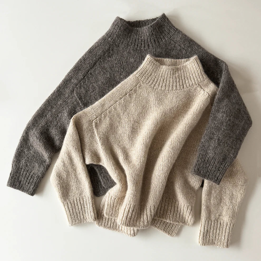 Garnpakke til Arches Sweater af Odd Row, med originalgarnet Alpaca3 og Silk Mohair fra Isager.