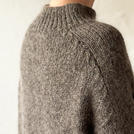 Garnpakke til Arches Sweater af Odd Row, med originalgarnet Alpaca3 og Silk Mohair fra Isager.