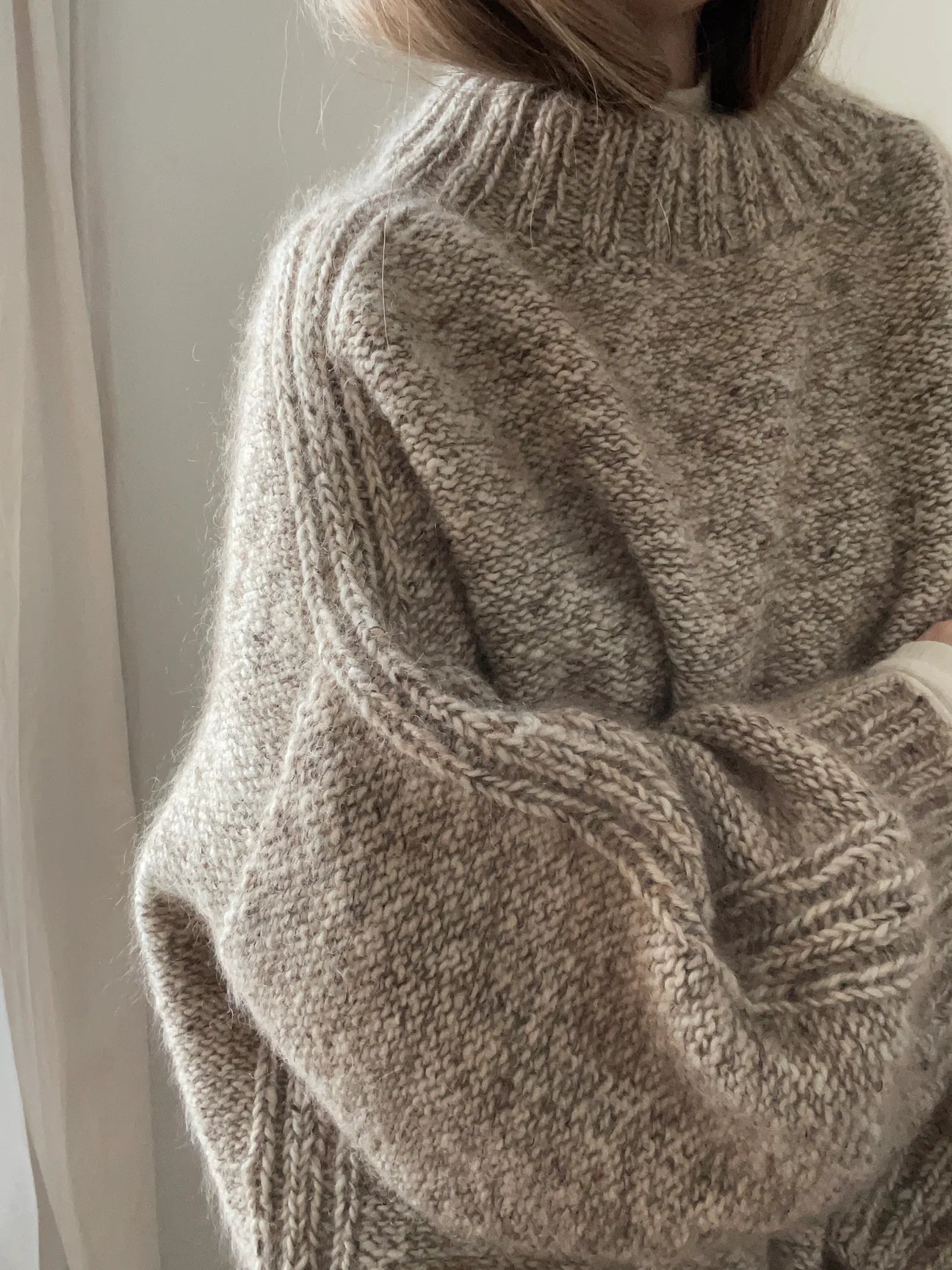 Garnpakke til Bawi Sweater af AegyoKnit