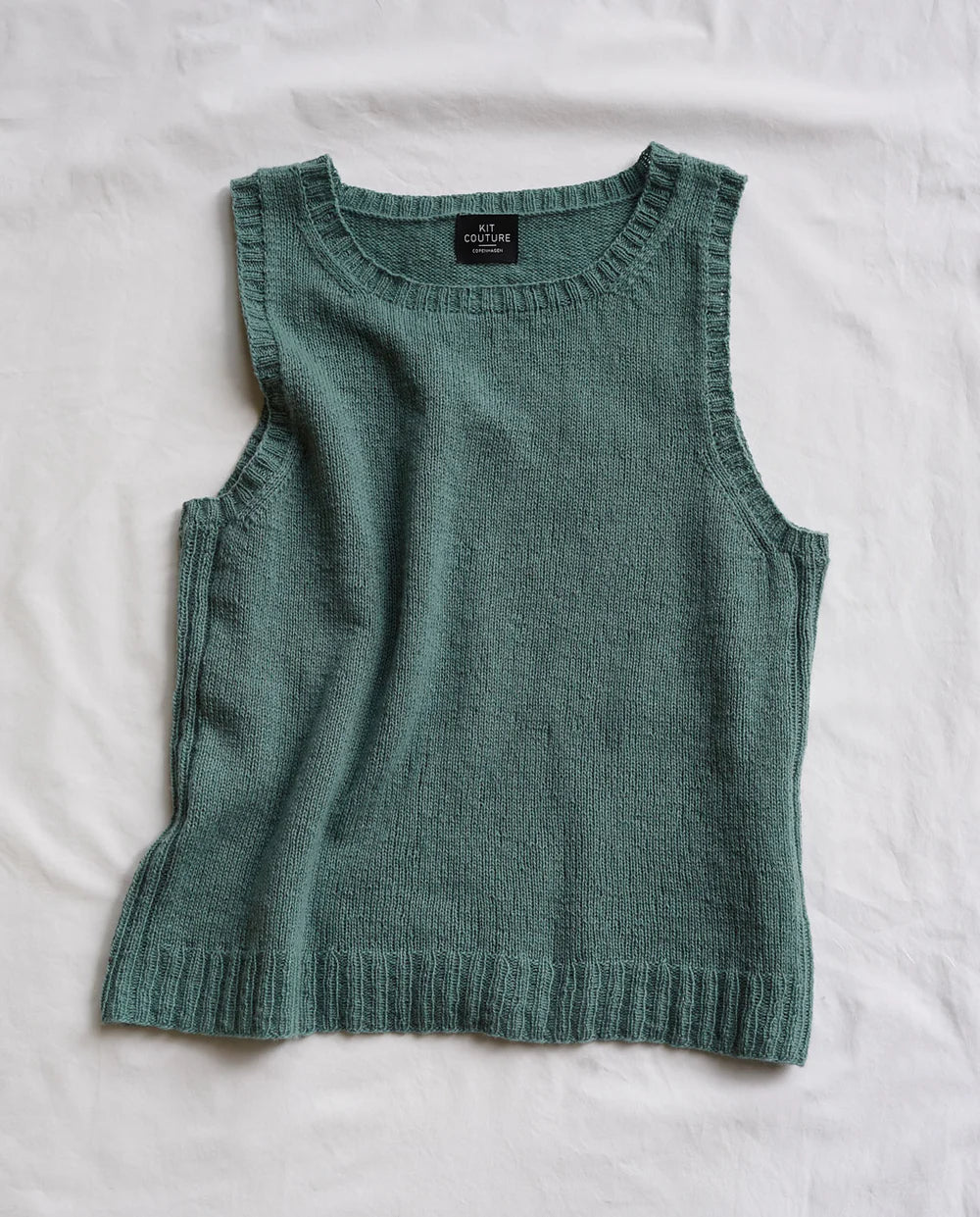Borgan top i cashmere fra Kit Couture - køb strikkekittet hos Knit Garden