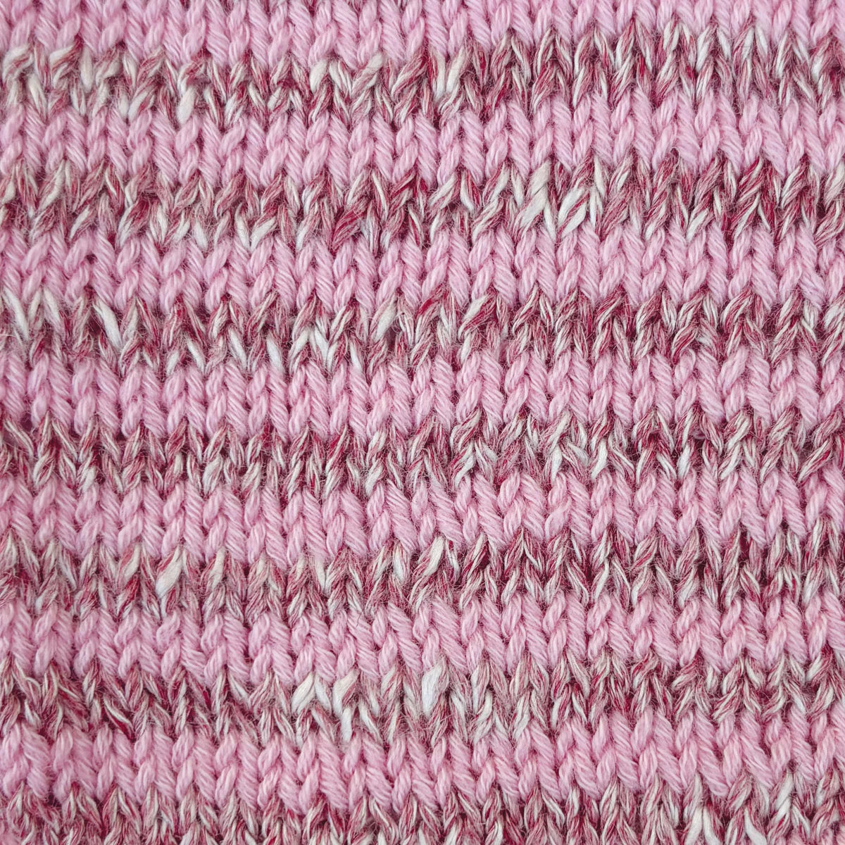 Strikkekit til Storö t-shirt fra Kit Couture