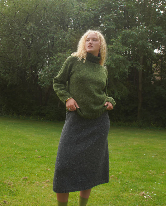 Langø nederdel i Tweed fra Kit Couture - køb strikkekittet hos Knit Garden