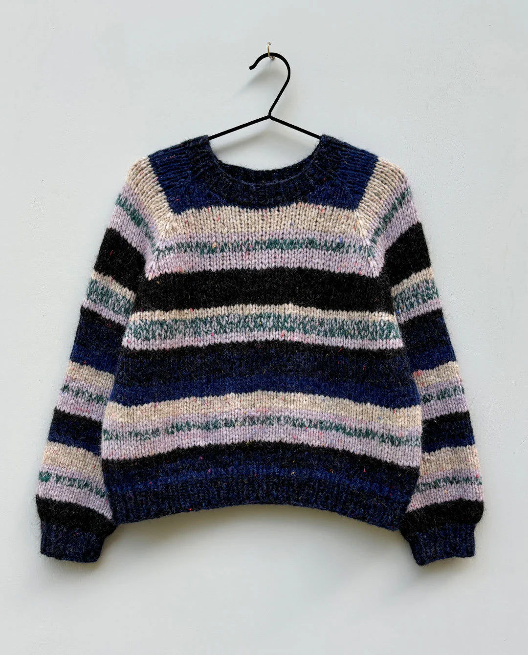 Strikkekit til Langøya Sweater fra Kit Couture - køb strikkekittet hos Knit Garden