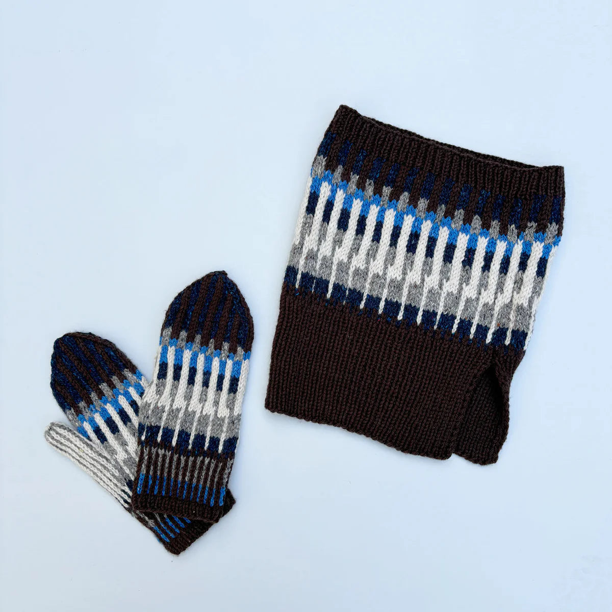 Strikkekit til Öland halsrør og vanter fra Kit Couture - køb det hos Knit Garden