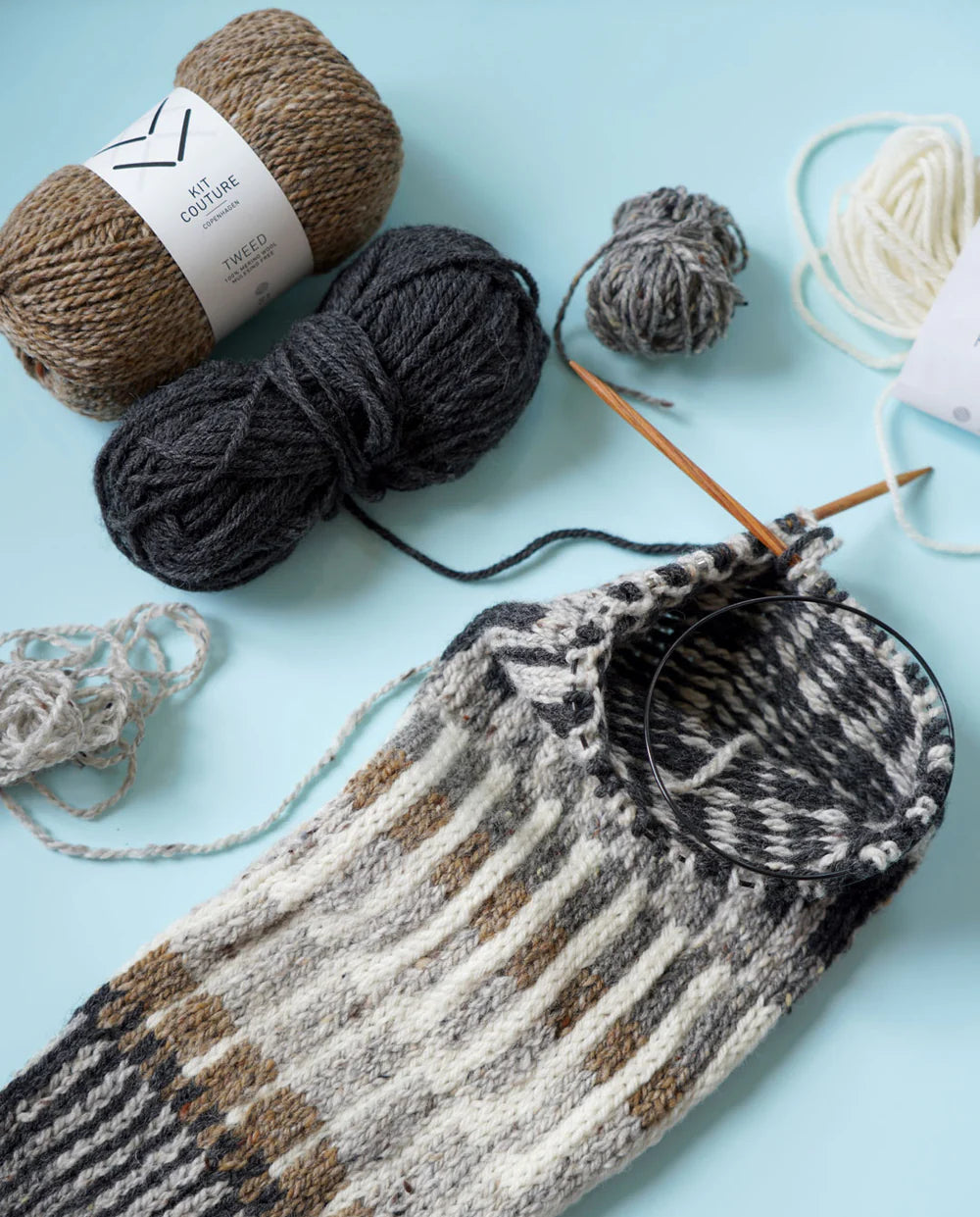 Strikkekit til Öland Sweater fra Kit Couture - køb det hos Knit Garden