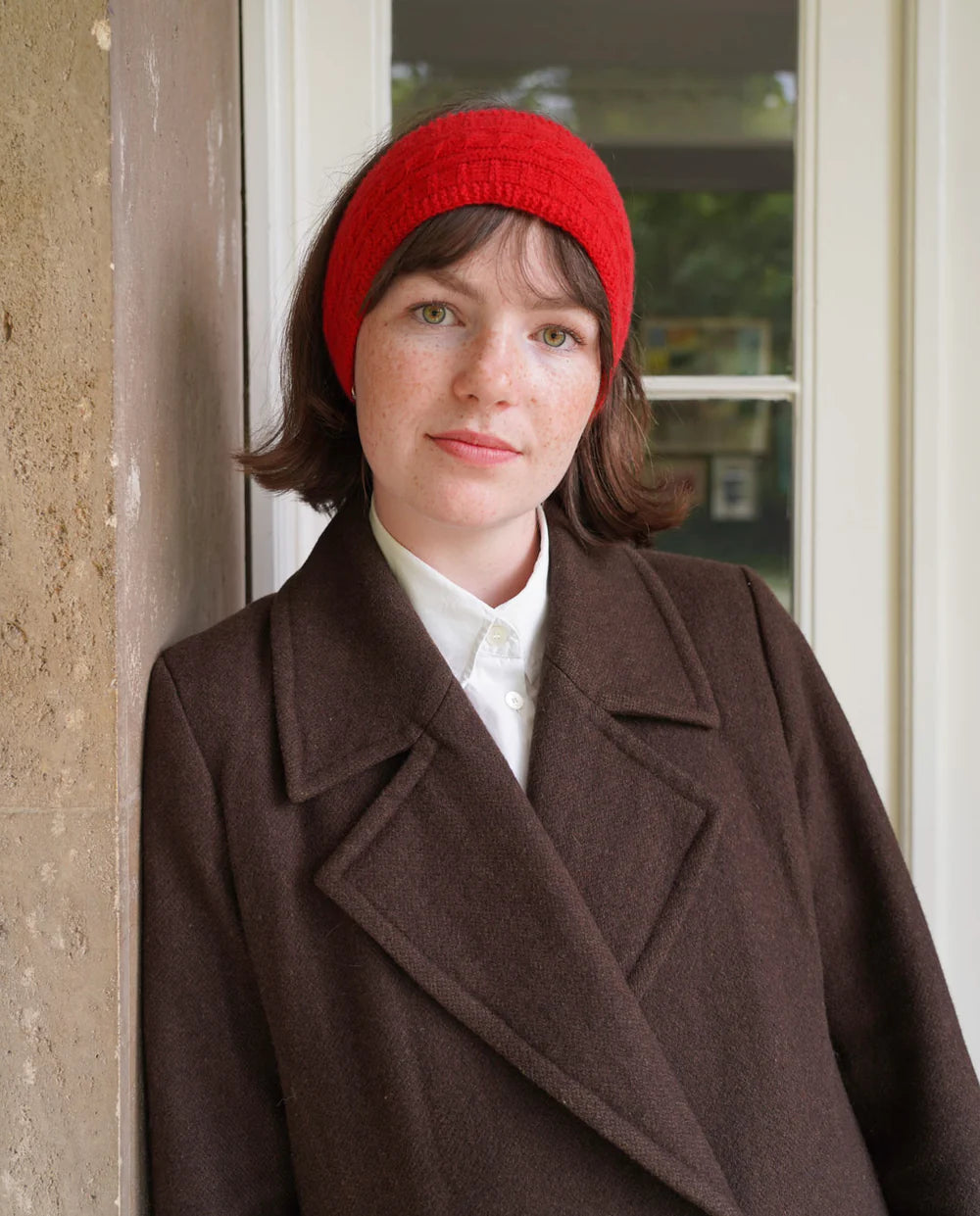 Strikkekit til Sandoy pandebånd i cashmere fra Kit Couture - køb strikkekittet hos Knit Garden