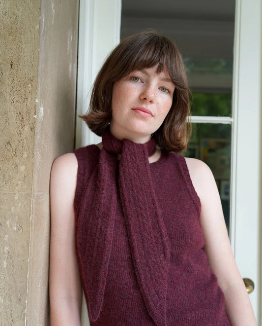 Sandoy tørklæde scarf i cashmere fra Kit Couture - køb strikkekittet hos Knit Garden