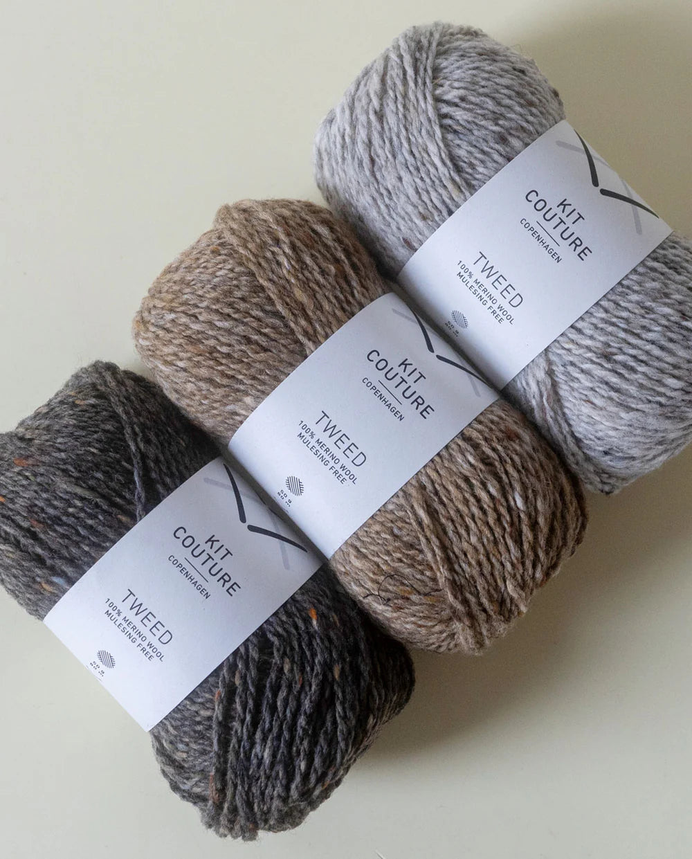 Tweed Garn fra Kit Couture er et sprødt og blødt merino uldgarn fra Kit Couture