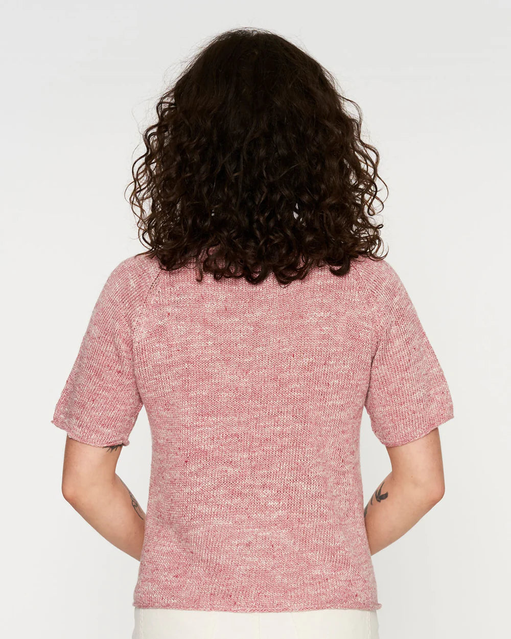 Strikkekit til Selaö t-shirt fra Kit Couture i rød