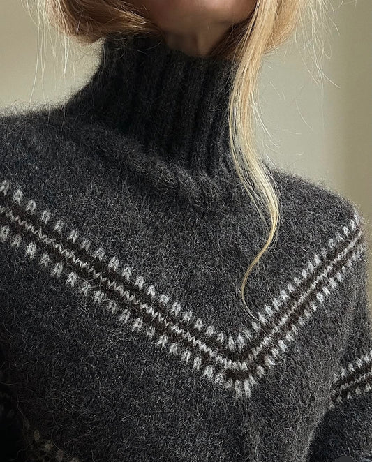Norma Poncho - garnpakke hos Knit Garden. Opskrift af My Favourite Things Knitwear