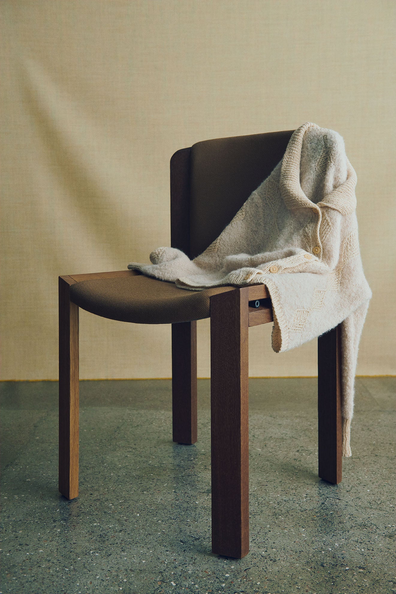 Strikkekit til Otti Cardigan af Helga Isager - The 1919 Collection
