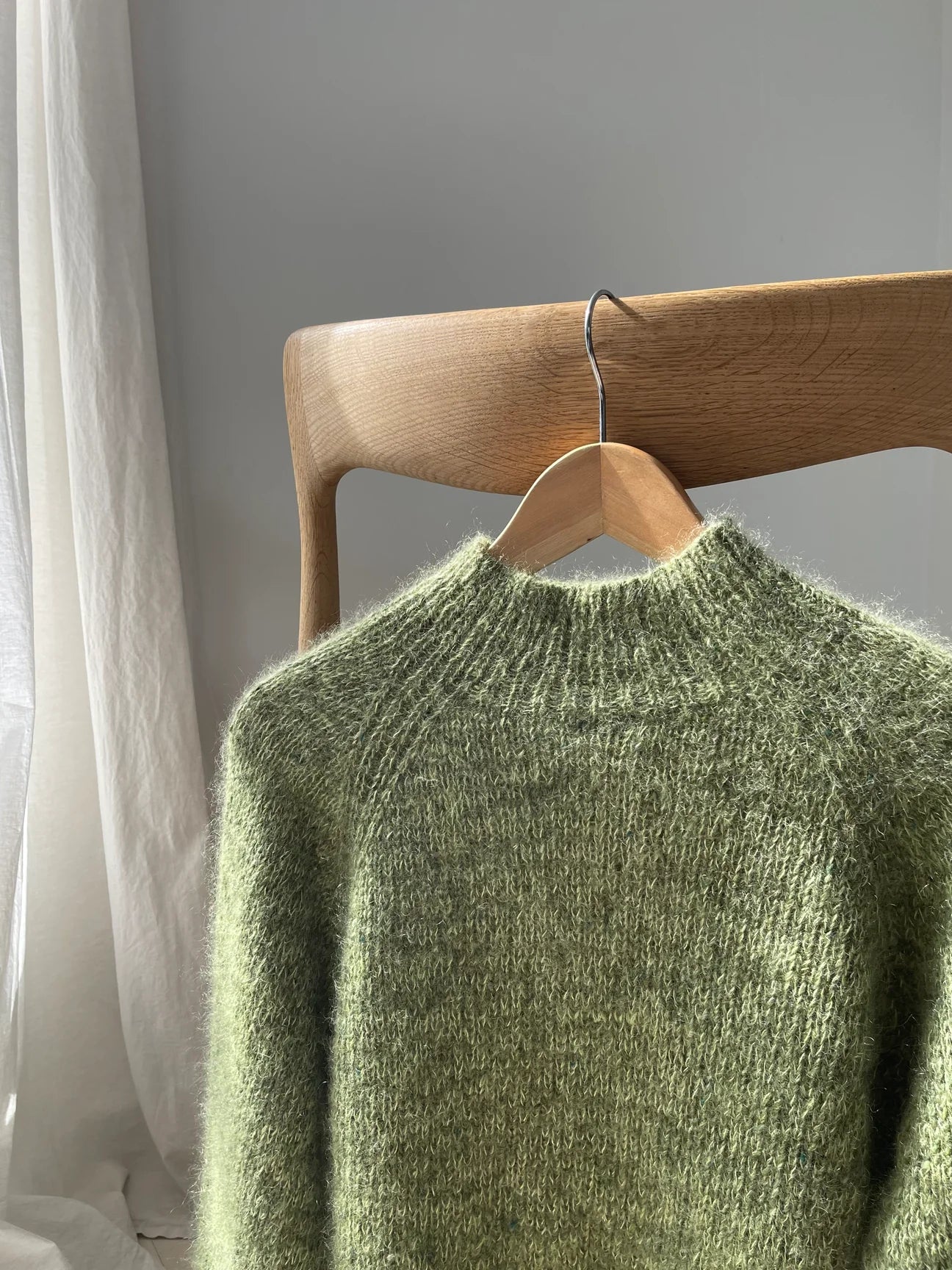 Garnpakke til Sung Sweater af AegyoKnit