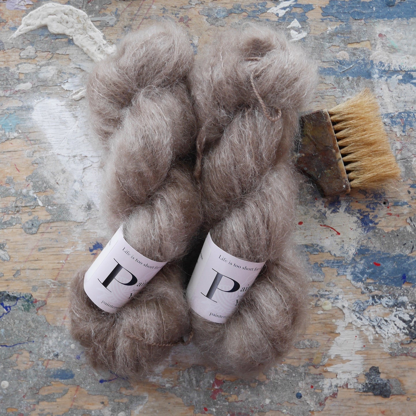 Håndfarvet Chunky Mohair fra Painter's Yarn i farven Cappucino
