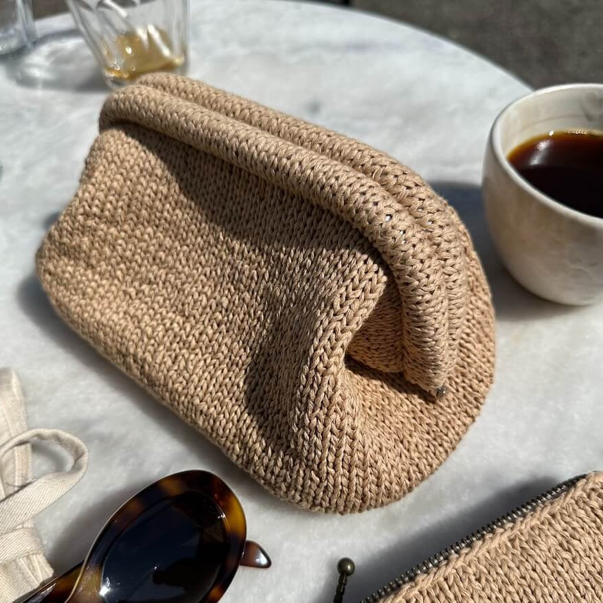 Frame til lille clutch af PetiteKnit