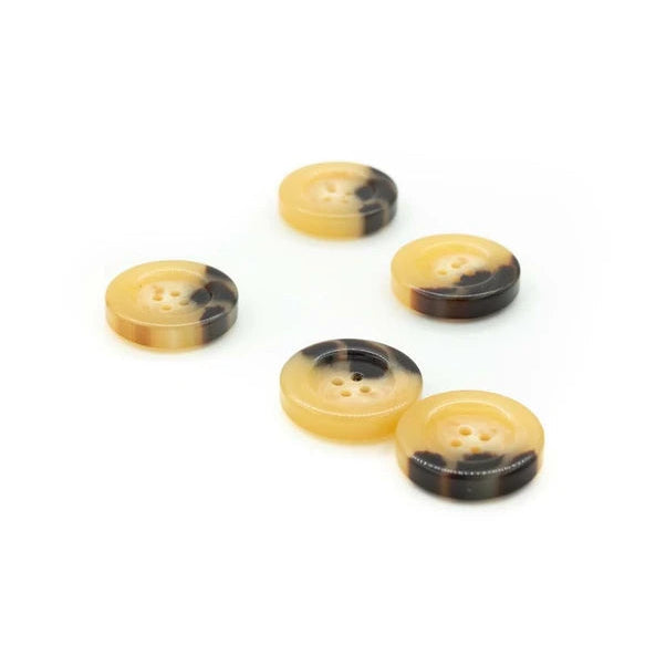 PetiteKnit knap af galalit, 12-13 mm.