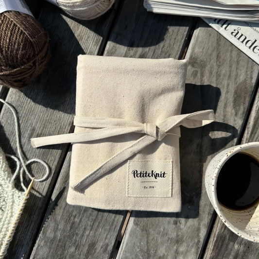 Knitter's Needle Case - etui til udskiftelige strikkepinde fra PetiteKnit.