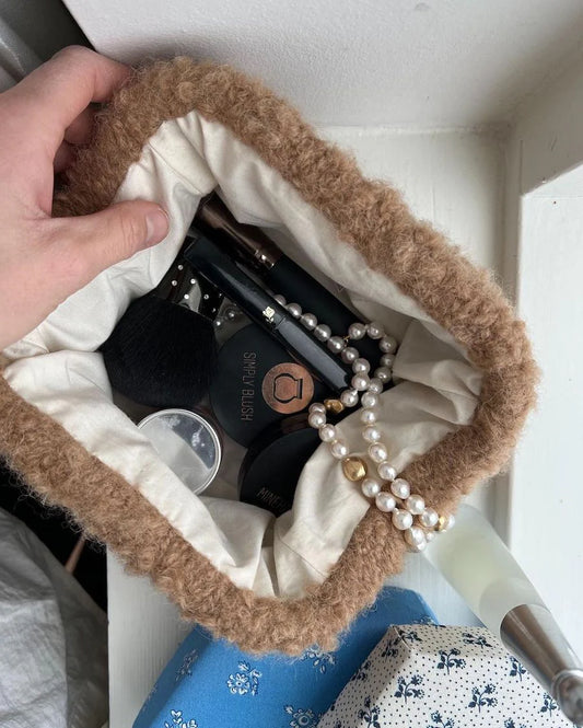 Frame til lille clutch af PetiteKnit