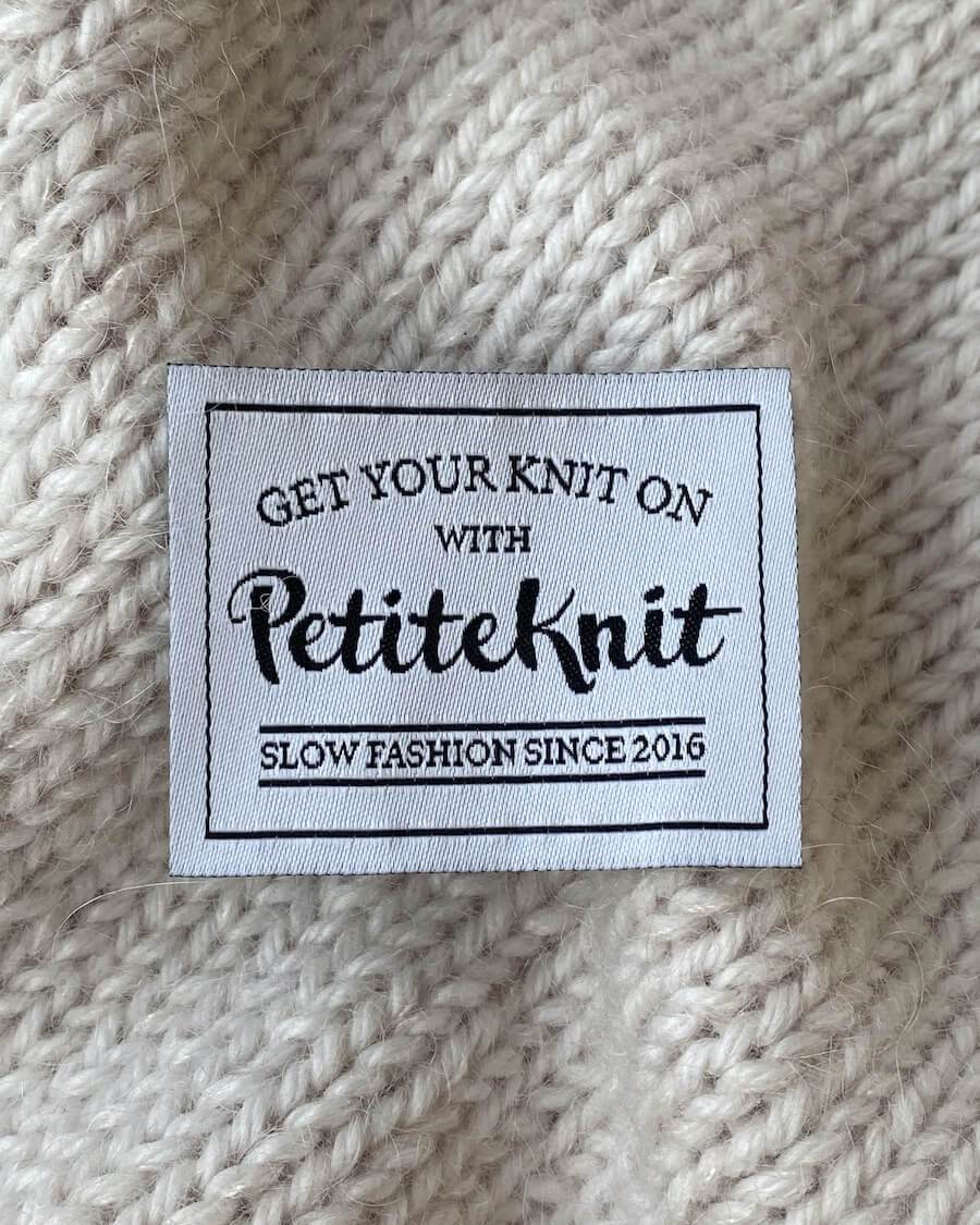 Petiteknit label til at sy på dit strik