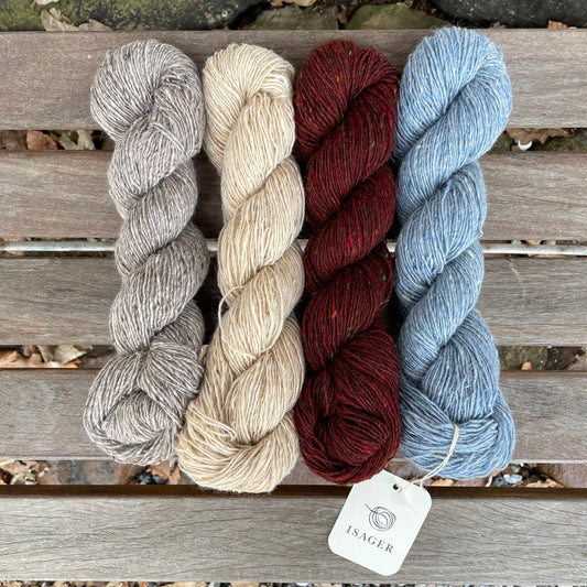 ISAGER TWEED er et entrådet garn med en blanding af uld og mohair. Garnet har et råt udtryk, men mohairfiberen i garnet er med til at gøre det bemærkelsesværdigt blødt og give et blankt skær.