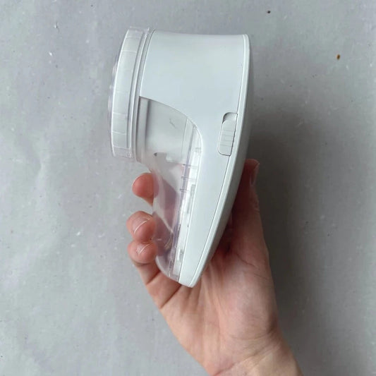 Fnug fjerner - Lint Remover fra PetiteKnit