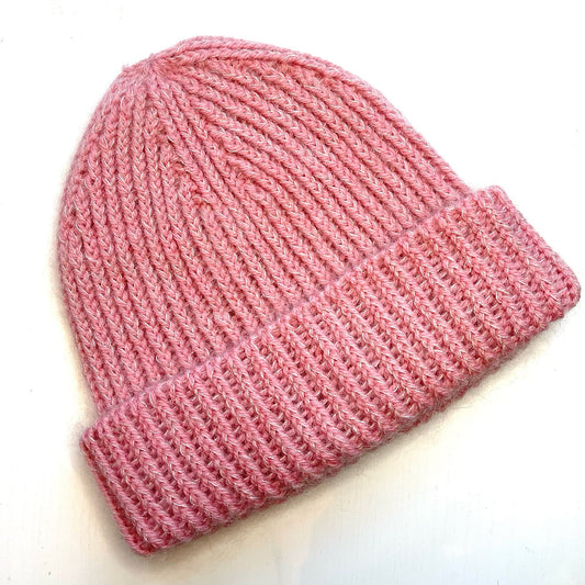 Strikkeopskrift til The Perfect Beanie af Hanne Rimmen