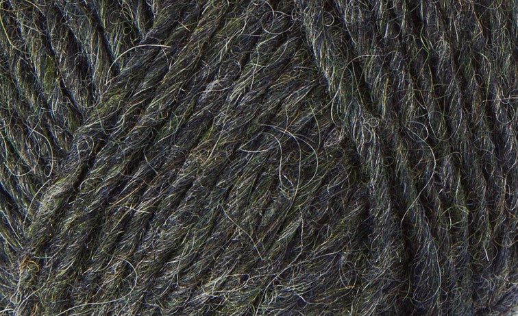 Lettlopi - islandsk uld fra istex hos KnitGarden til strikkede islandske sweatre