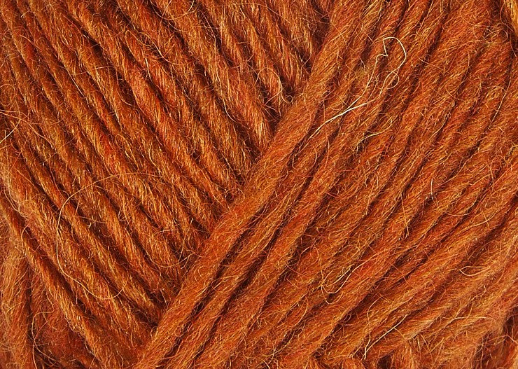 Lettlopi - islandsk uld fra istex hos KnitGarden til strikkede islandske sweatre