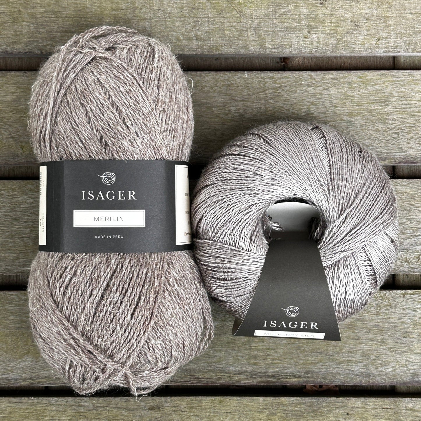 Pearl Tee lysebrunt strikkekit