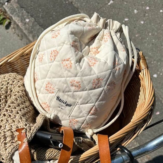 Get Your Knit Together Bag - projekttaske til dit strikketøj fra PetiteKnit.