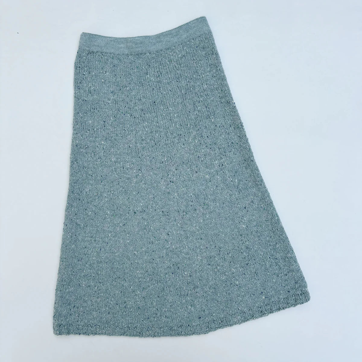 Langø nederdel i Tweed fra Kit Couture - køb strikkekittet hos Knit Garden