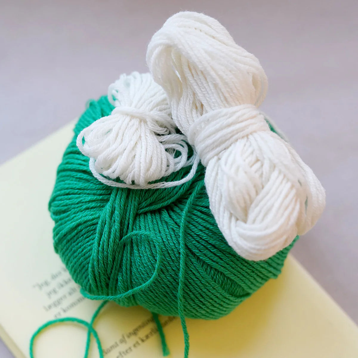 Sommergarner - her vises Wool Cotton fra Kit Couture