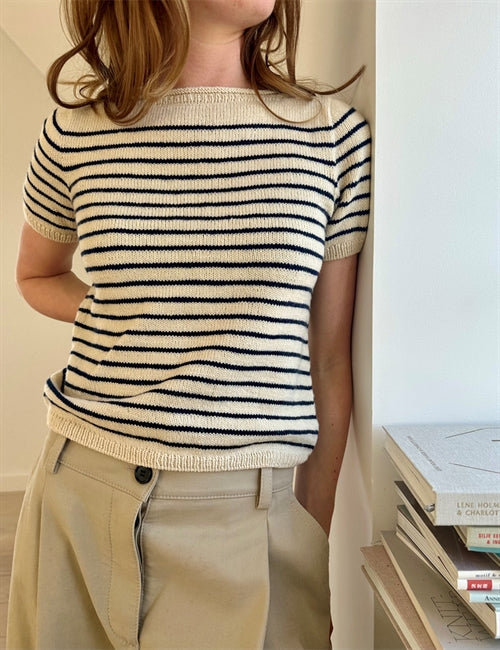 Strikkekit til Manon Tee af Lene Holme Samsøe hos Knit Garden