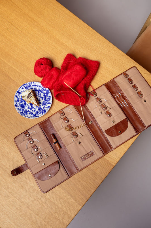 Project 82 - stort etui til faste rundpinde