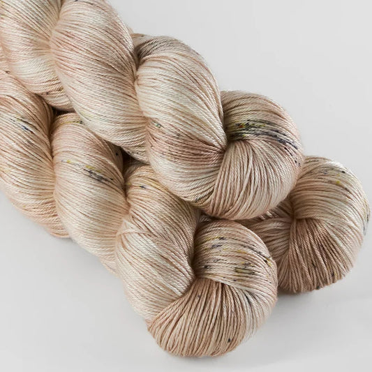 Pure Silk - håndfarvet