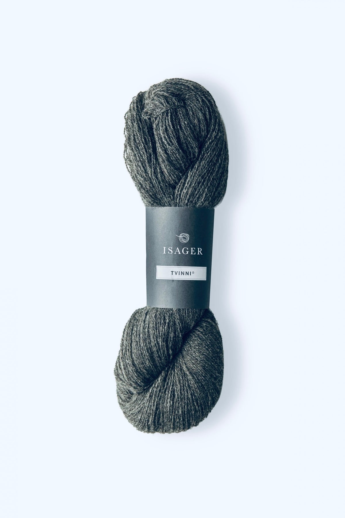 Fin 2-trådet merinould fra Isager hos Knit Garden.  