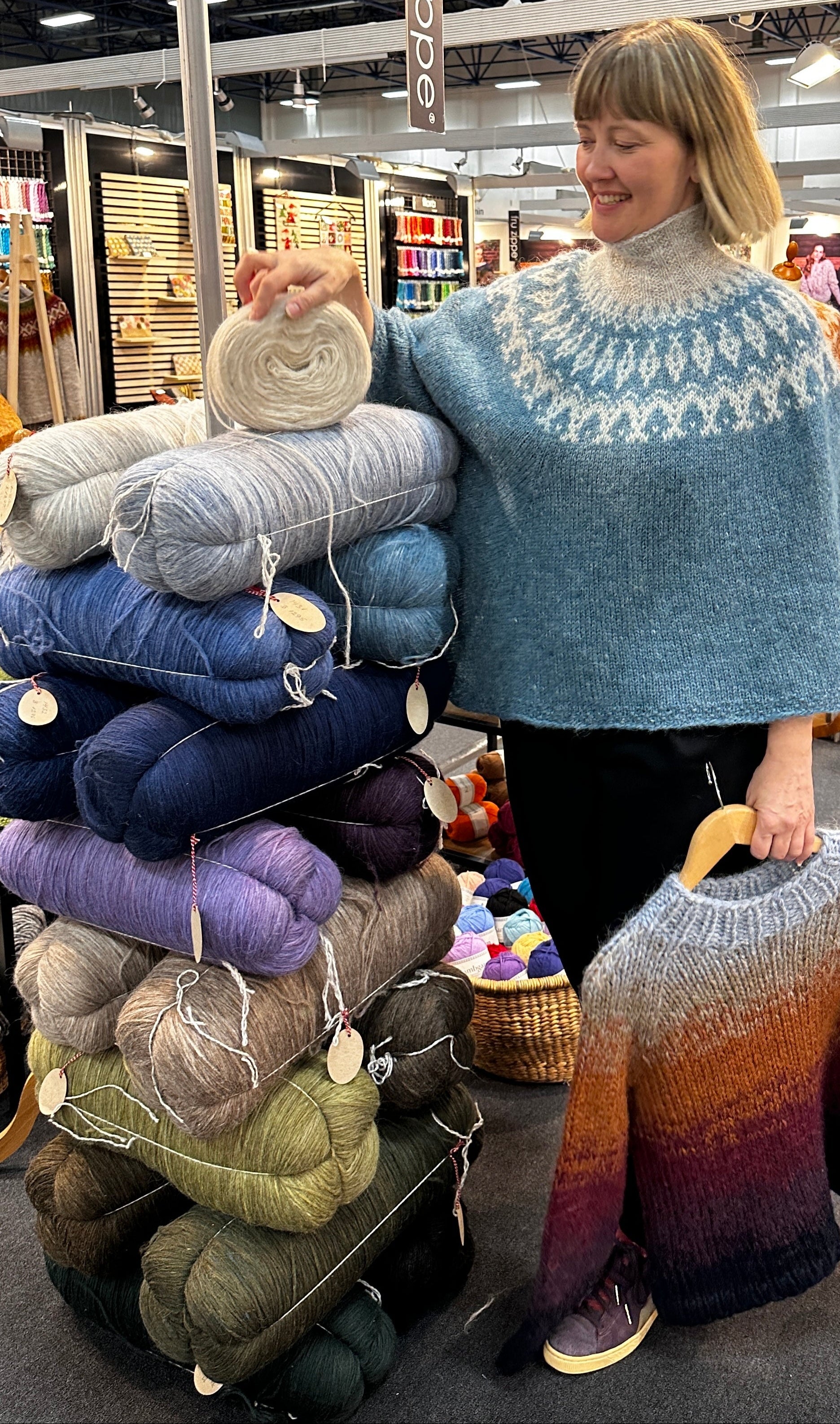 Knit Garden med Istex Léttlopi og et bjerg af pladegarnet Plötulopi 