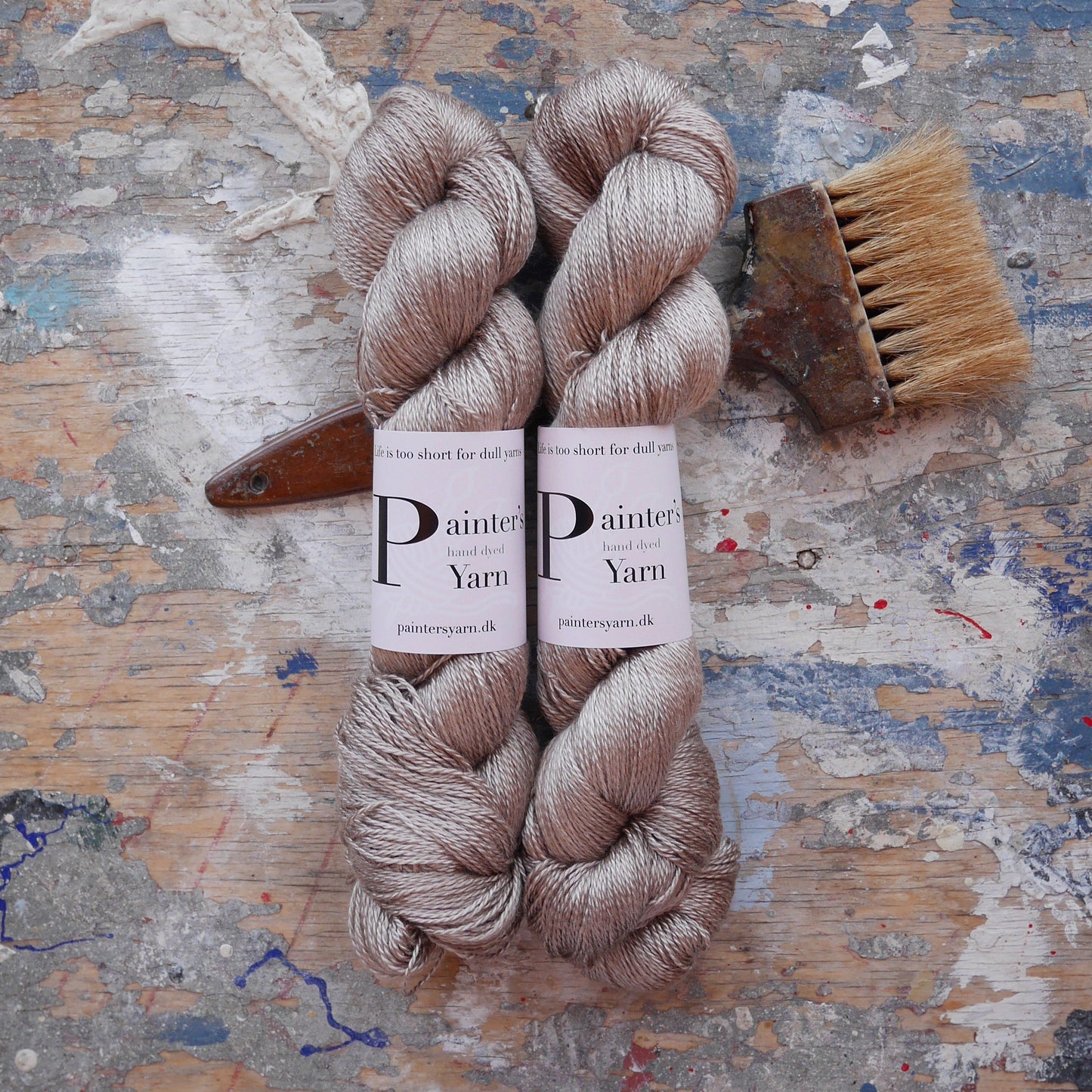 Pure Silk 600 i farven Cappucino fra Painter's Yarn