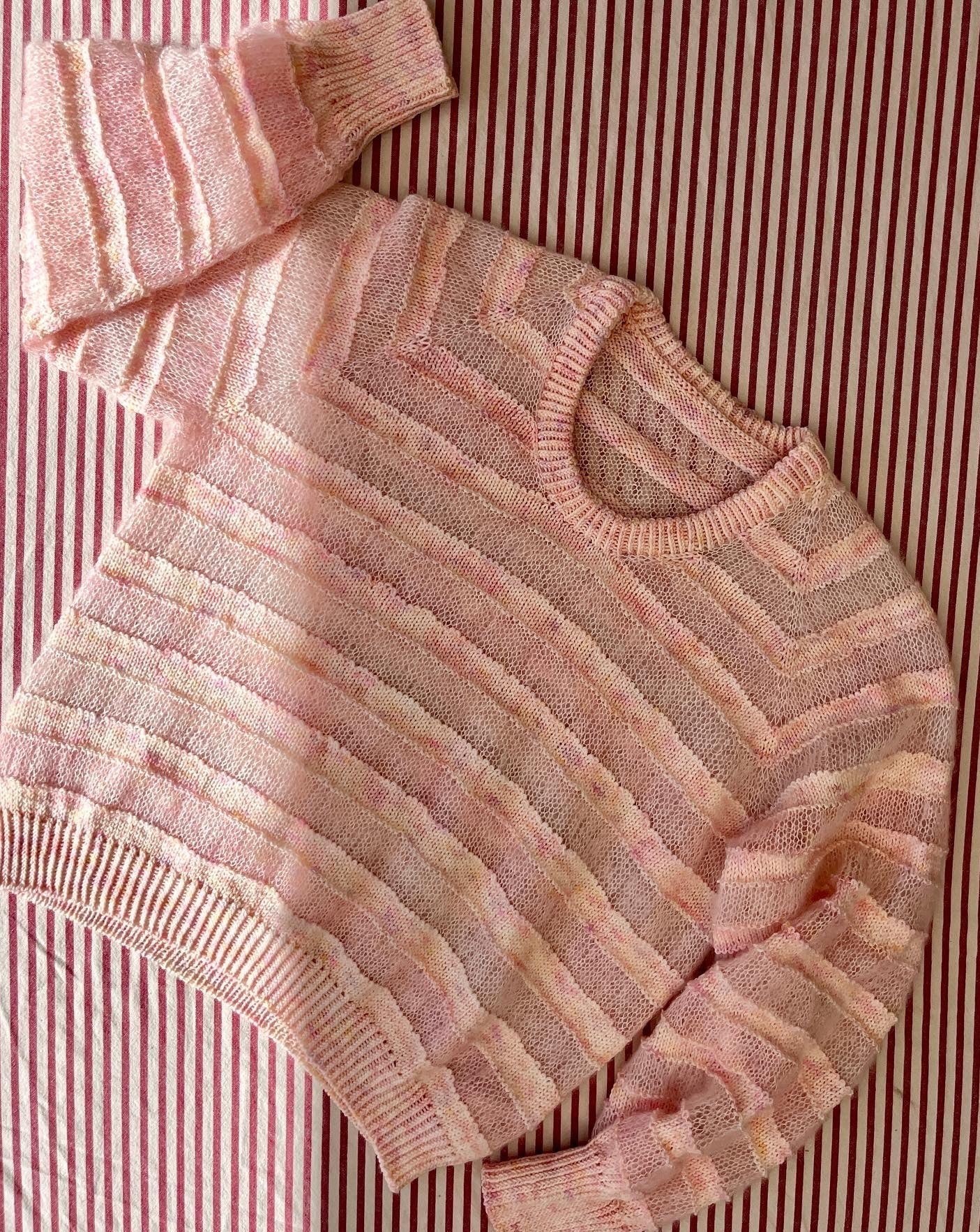 Strikkeopskrift til Straight Up Sweater af Popknit