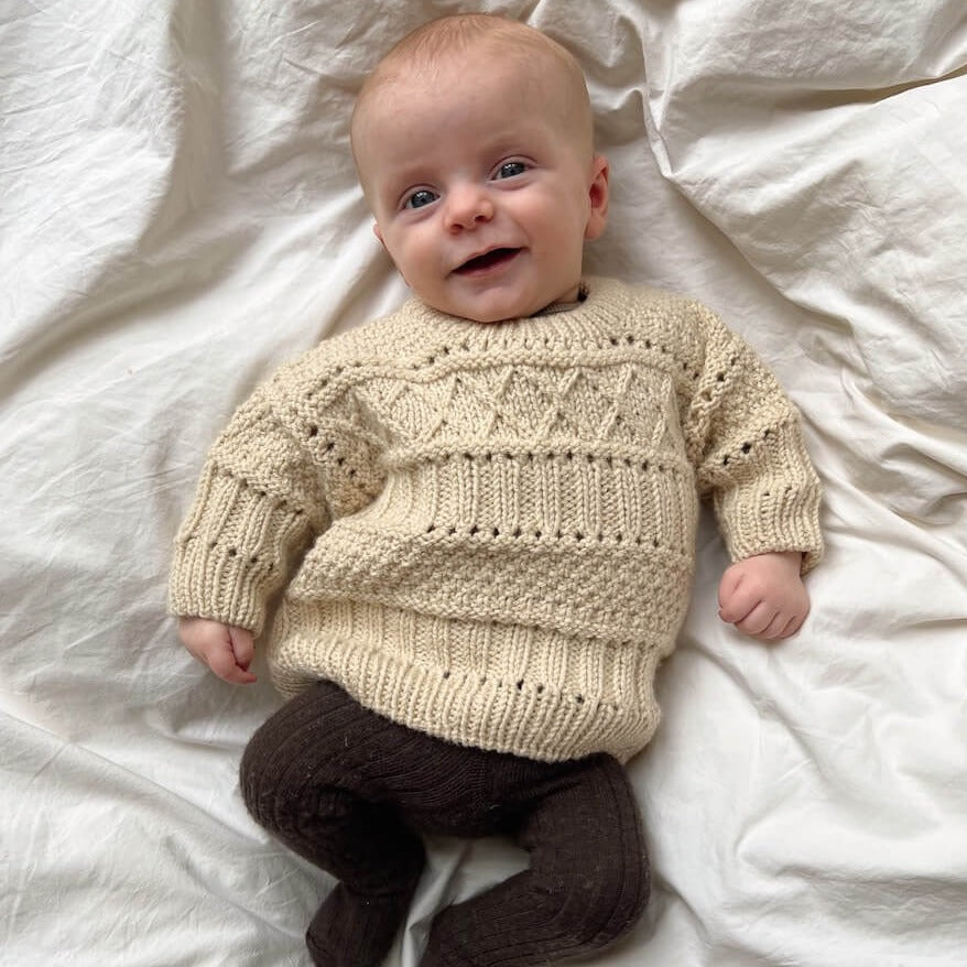 Ingrid Sweater til Baby fra PetiteKnit